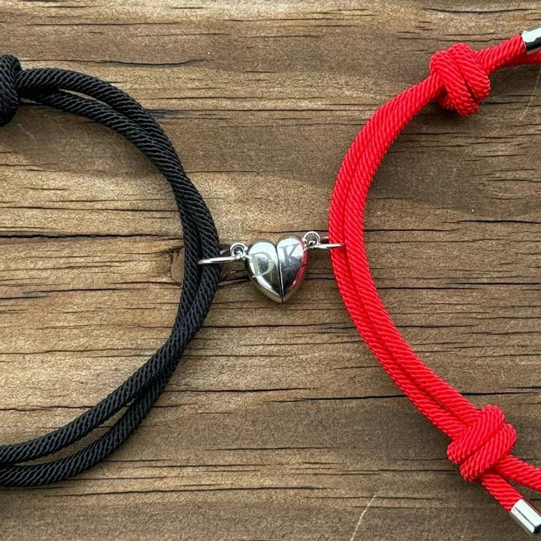 Customizable Magnetic Heart Bracelet for Couples
