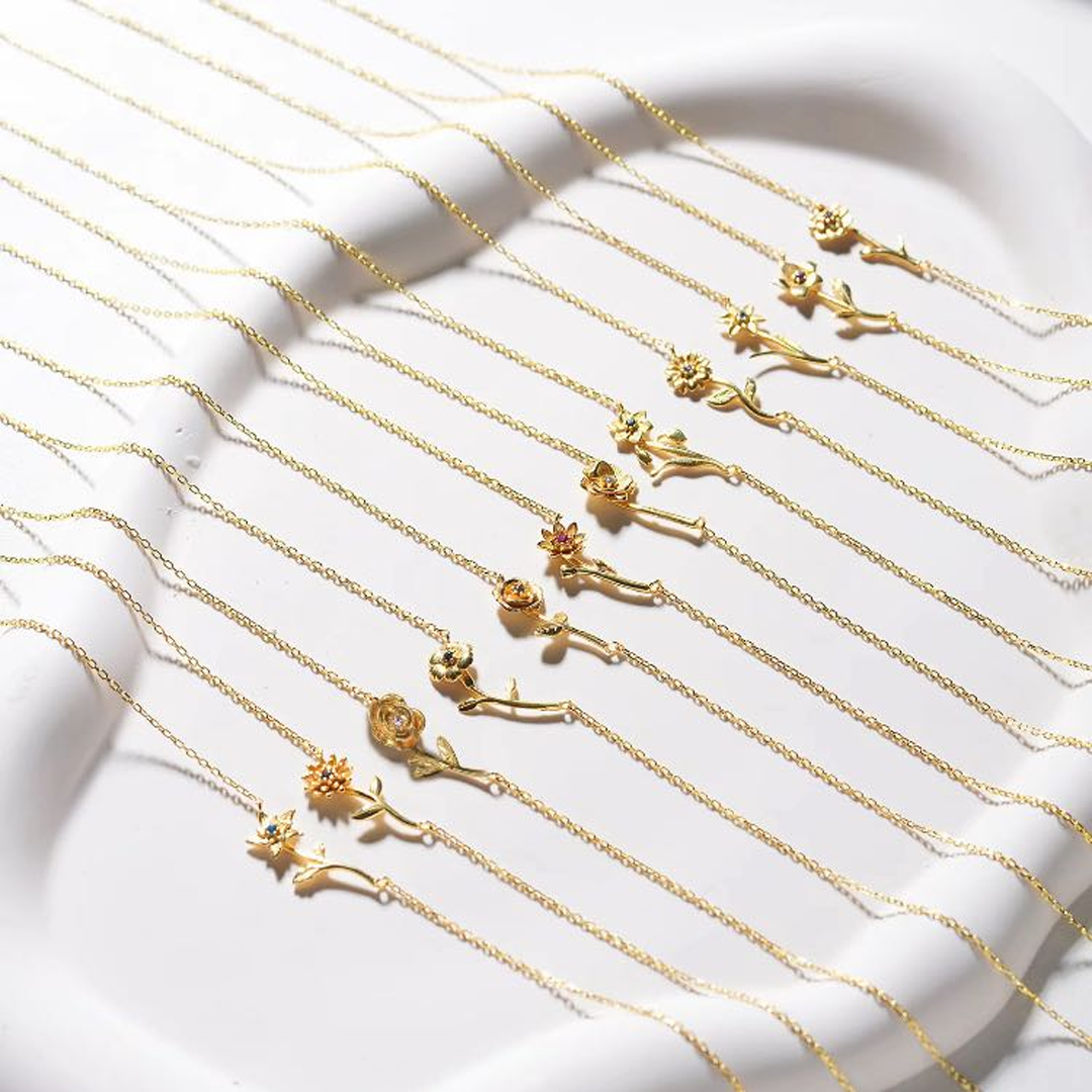 Customizable Birth Flower Necklace